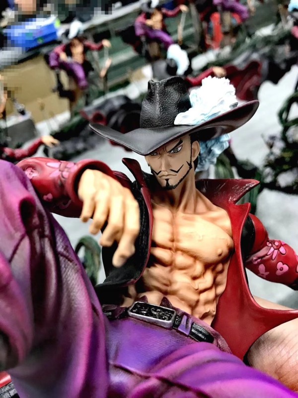 【In Stock】Turbo Jet Studios One-Piece Dracule Mihawk Resin Statue